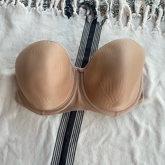 Fantasie Other - Fantasie Tan Strapless Bra with Seamless Design